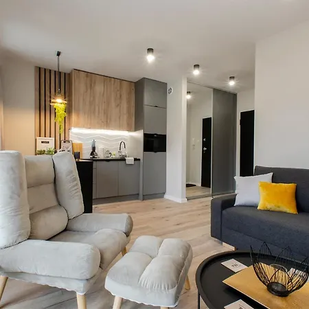 Apartment East Side